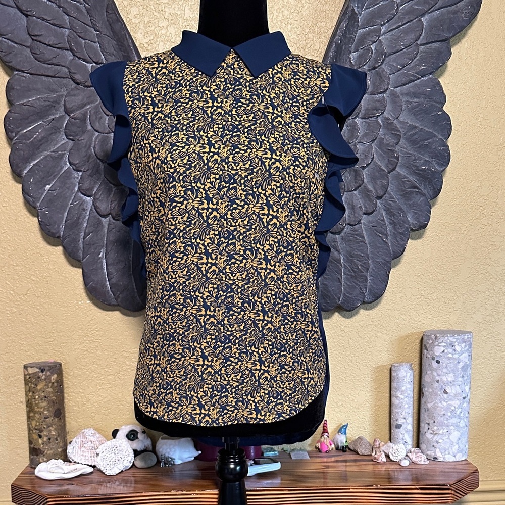 RW&CO Floral Navy and Gold Women's Top